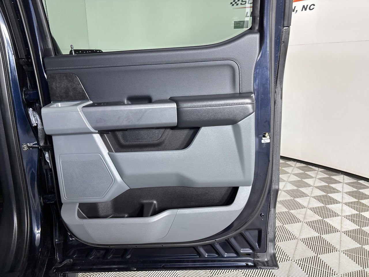 Used 2022 Ford F150 XLT w/ Equipment Group 301A Mid image 23