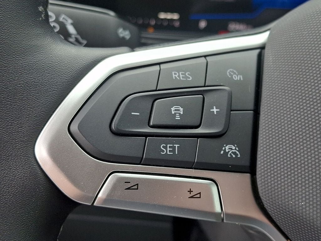 Used 2025 Volkswagen Taos S AWD/4WD image 21
