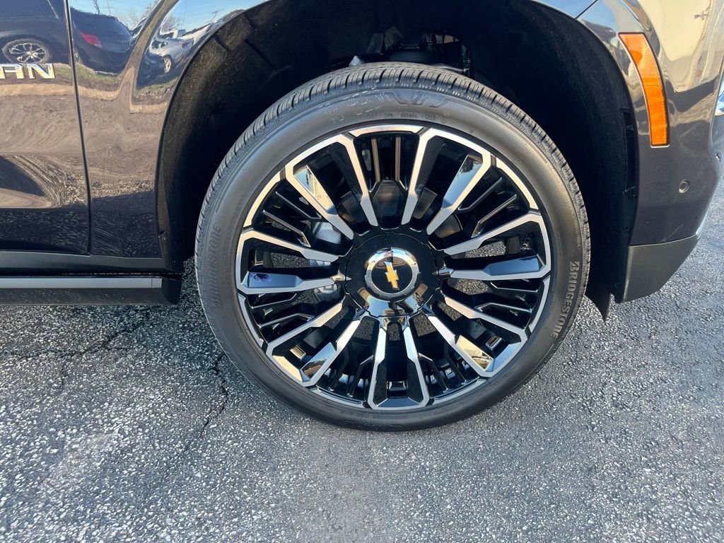 New 2026 Chevrolet Suburban High Country image 37