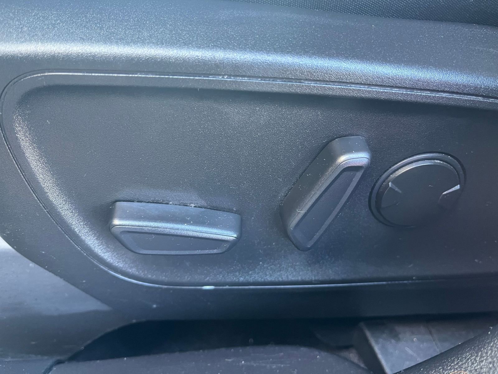 Used 2023 Ford Escape Active image 23