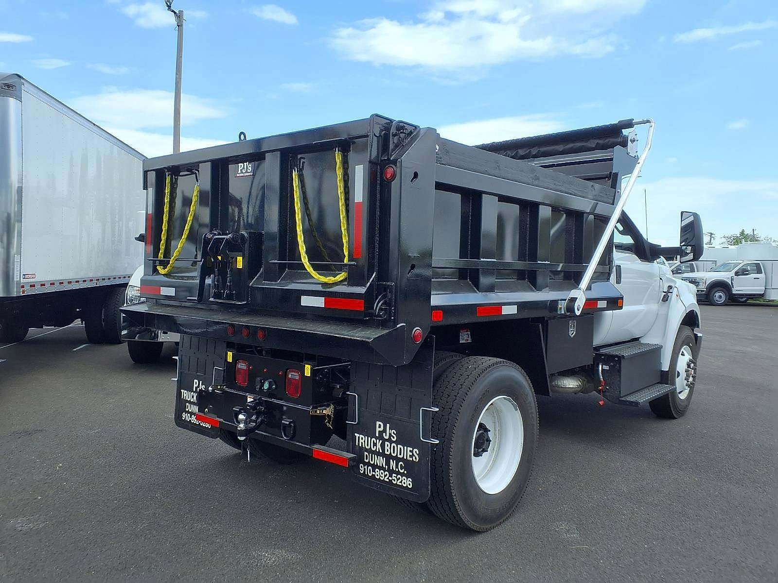 New 2027 Ford F750 2WD Regular Cab Super Duty image 6