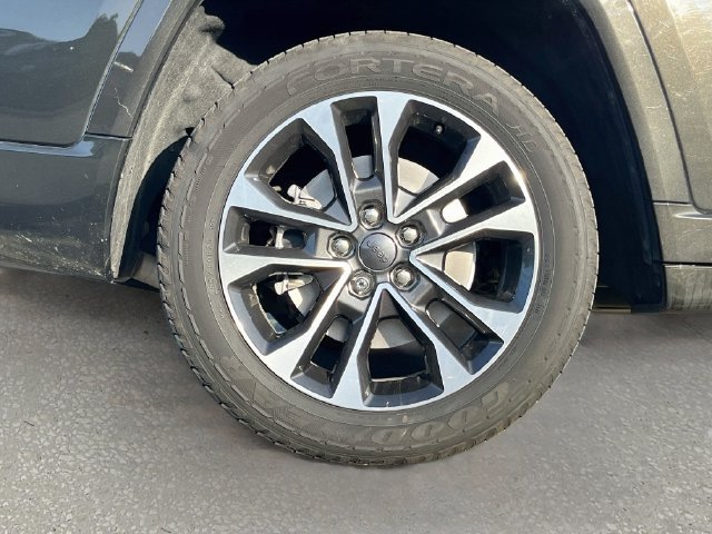Used 2022 Jeep Grand Cherokee L Overland AWD/4WD image 33