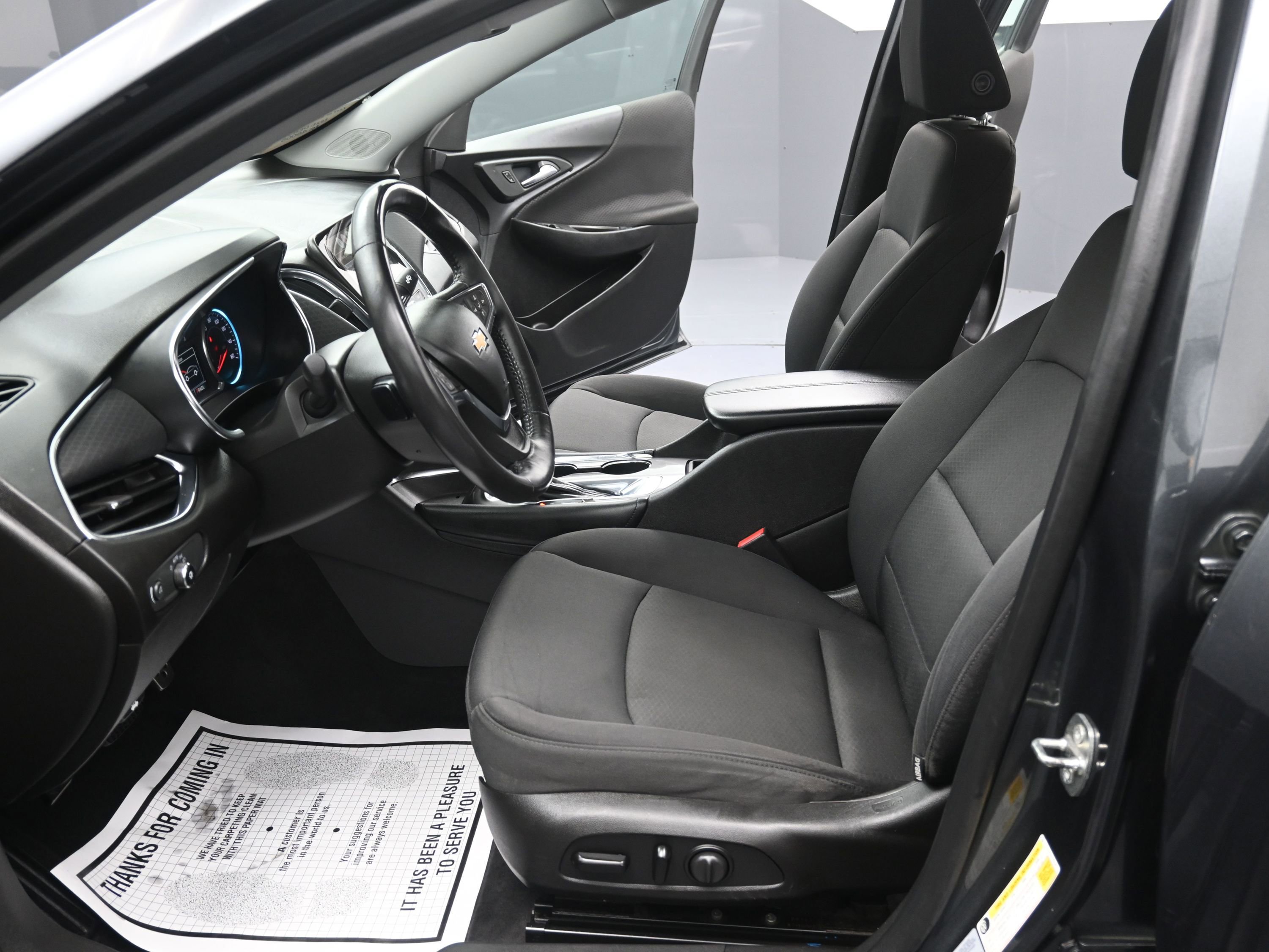 Used 2016 Chevrolet Malibu LT FWD image 28