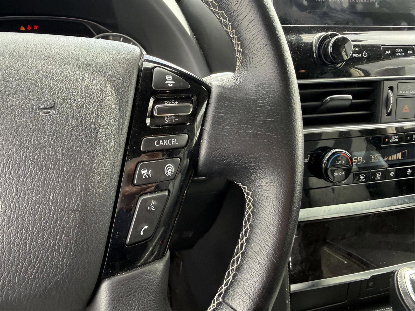 Used 2024 INFINITI QX80 Luxe AWD/4WD image 18