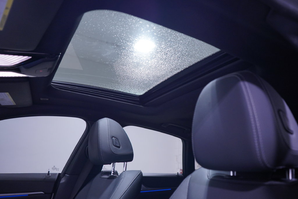 Used 2024 BMW i4 eDrive35 w/ Convenience Package RWD image 9