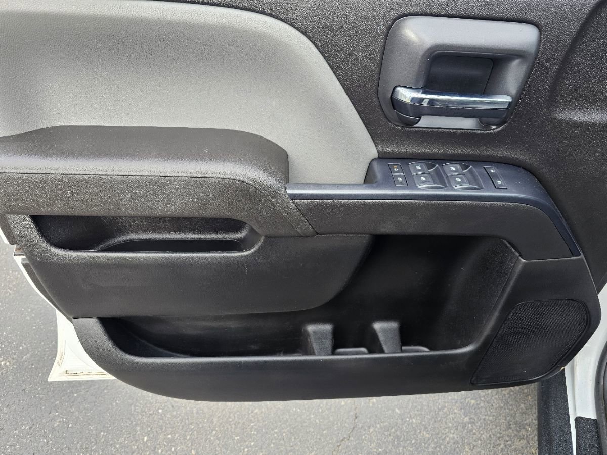 Used 2017 Chevrolet Silverado 1500 W/T w/ Trailering Package image 32