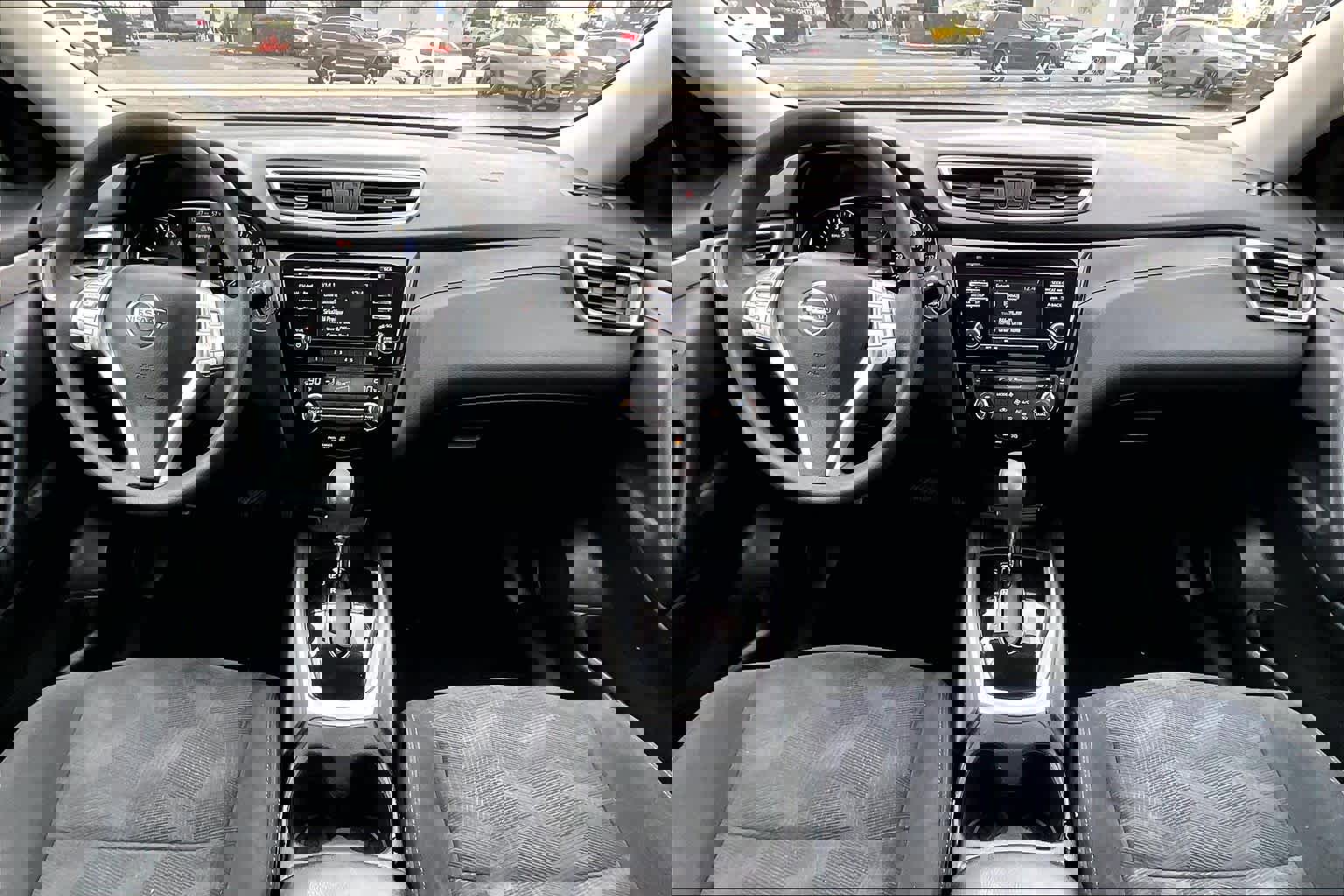 Used 2014 Nissan Rogue SV image 15