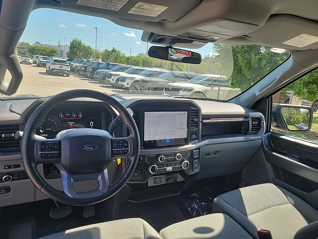 Used 2025 Ford F150 XLT w/ Equipment Group 301A Standard AWD/4WD image 9