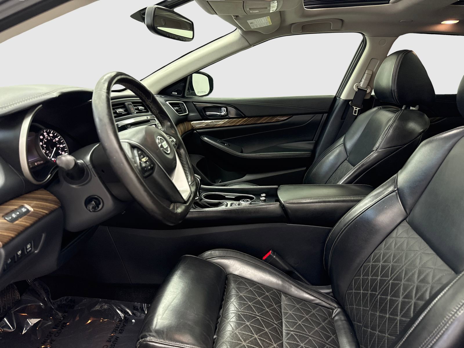 Used 2017 Nissan Maxima Platinum image 17