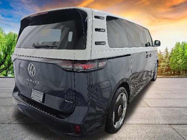 Certified 2025 Volkswagen ID. Buzz Pro S Plus AWD/4WD image 4