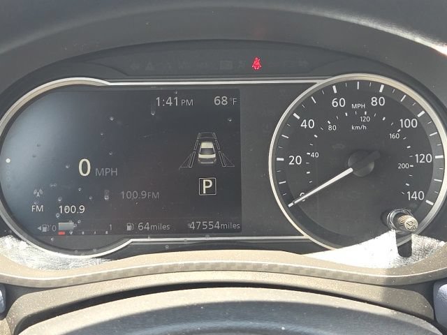 Used 2024 Nissan Versa SV FWD image 34