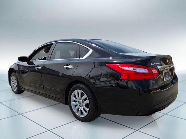 Used 2017 Nissan Altima 2.5 S w/ Power Driver Seat Package FWD image 8