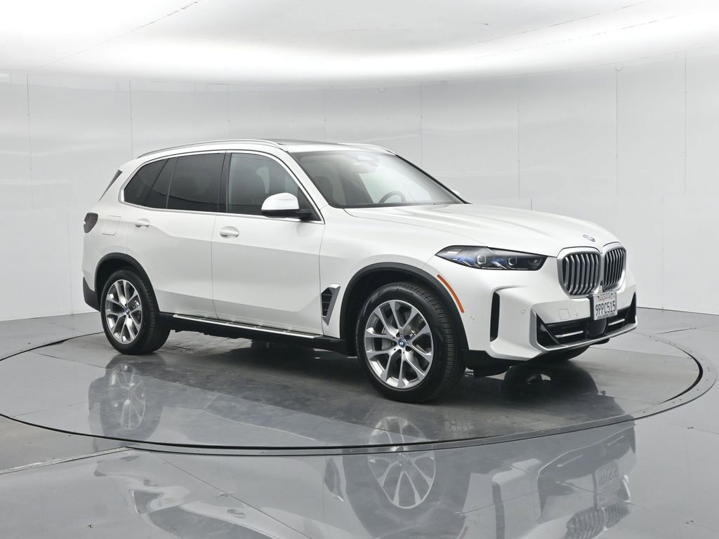 Used 2025 BMW X5 xDrive50e AWD/4WD image 28