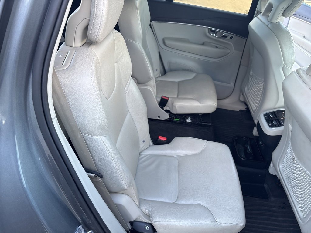 Used 2020 Volvo XC90 T6 Momentum w/ Protection Package Premier image 50