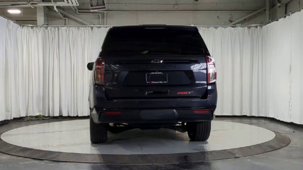 Used 2023 Chevrolet Suburban RST w/ Max Trailering Package image 7