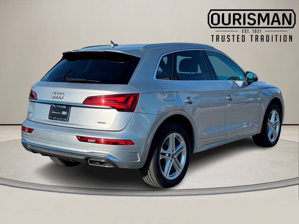 Certified 2024 Audi Q5 e Premium w/ Convenience Package image 11