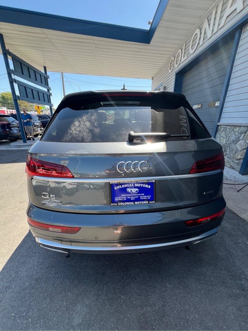Used 2022 Audi Q5 2.0T Premium w/ Convenience Package AWD/4WD image 5