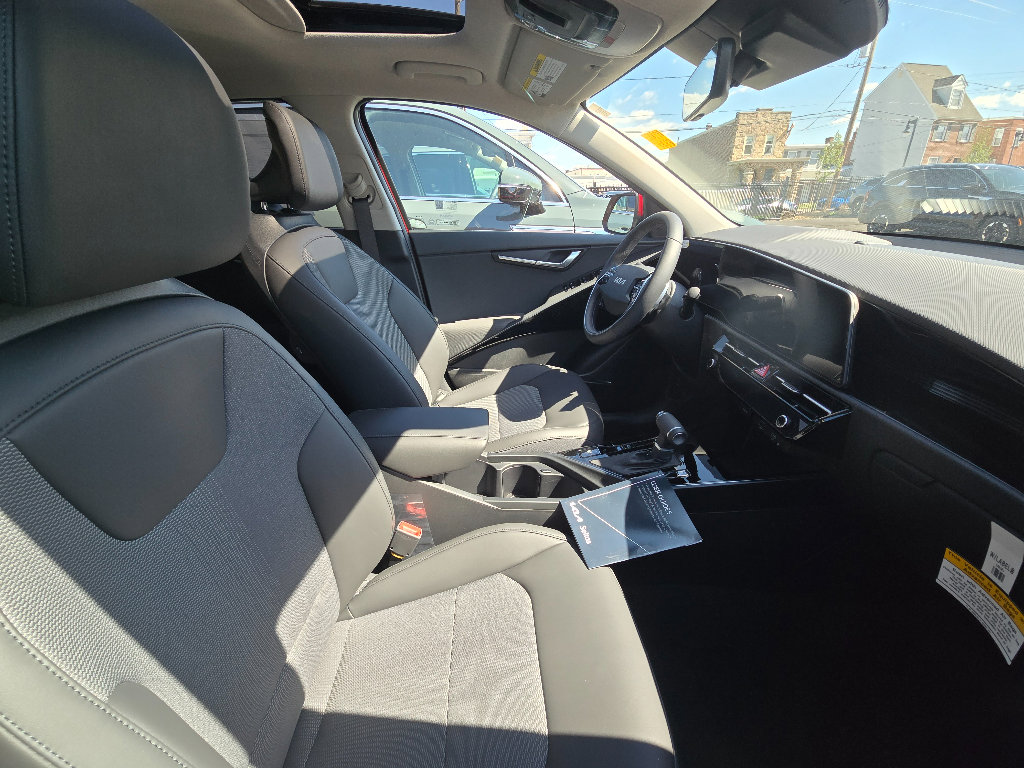New 2026 Kia Niro EX Premium FWD image 8