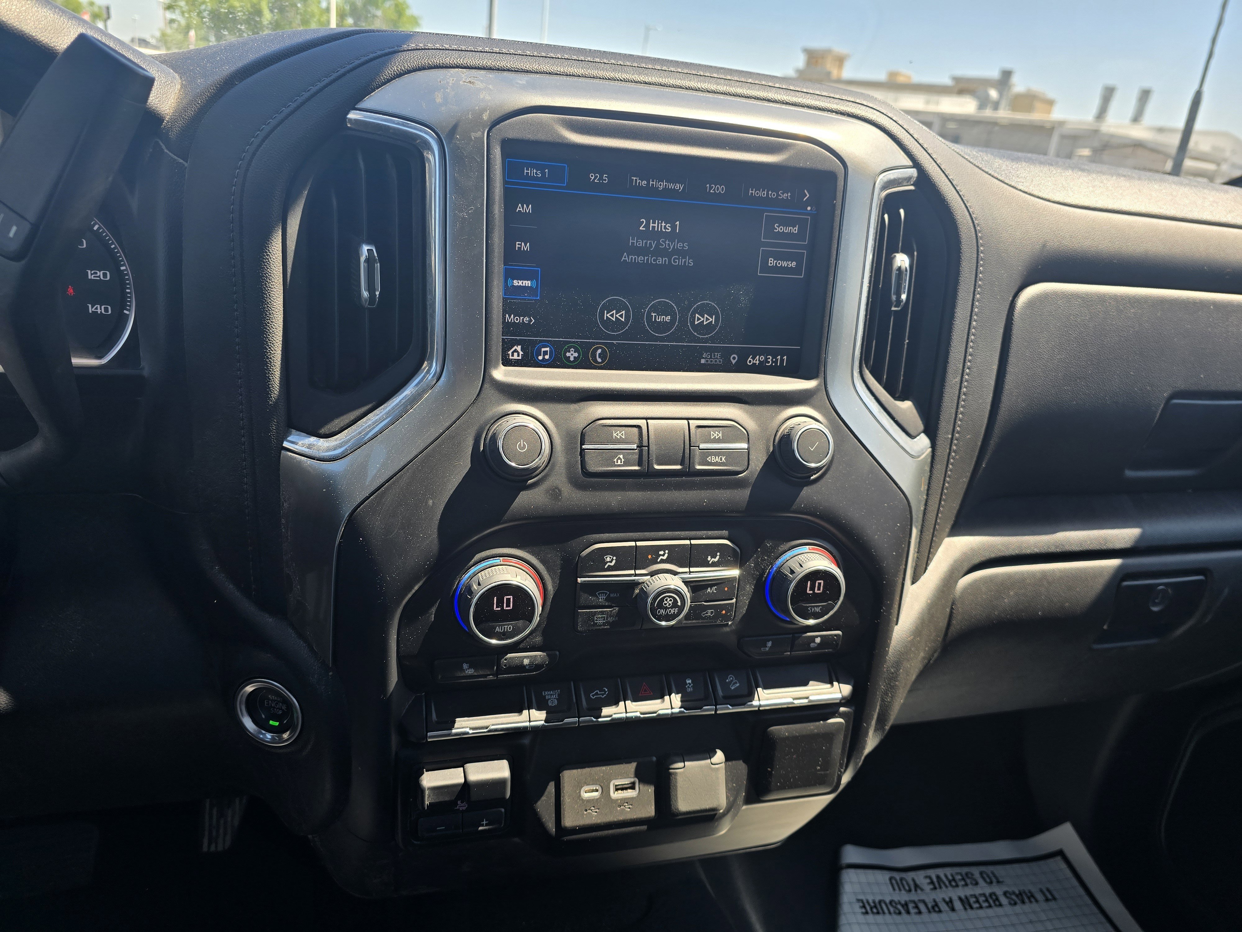 Used 2022 Chevrolet Silverado 2500 LT w/ Convenience Package image 14