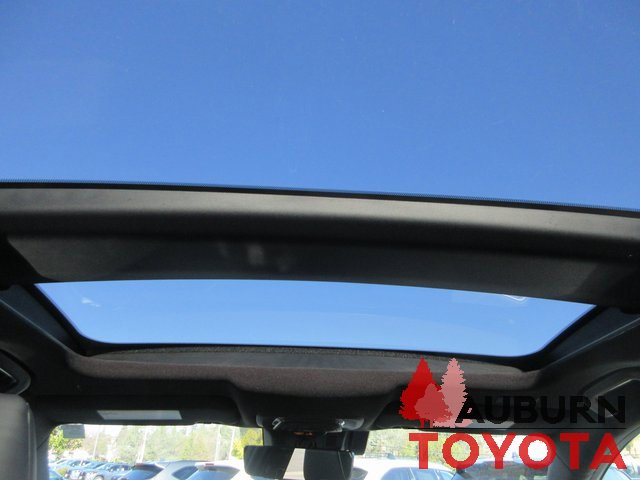 New 2026 Toyota Crown Signia image 9