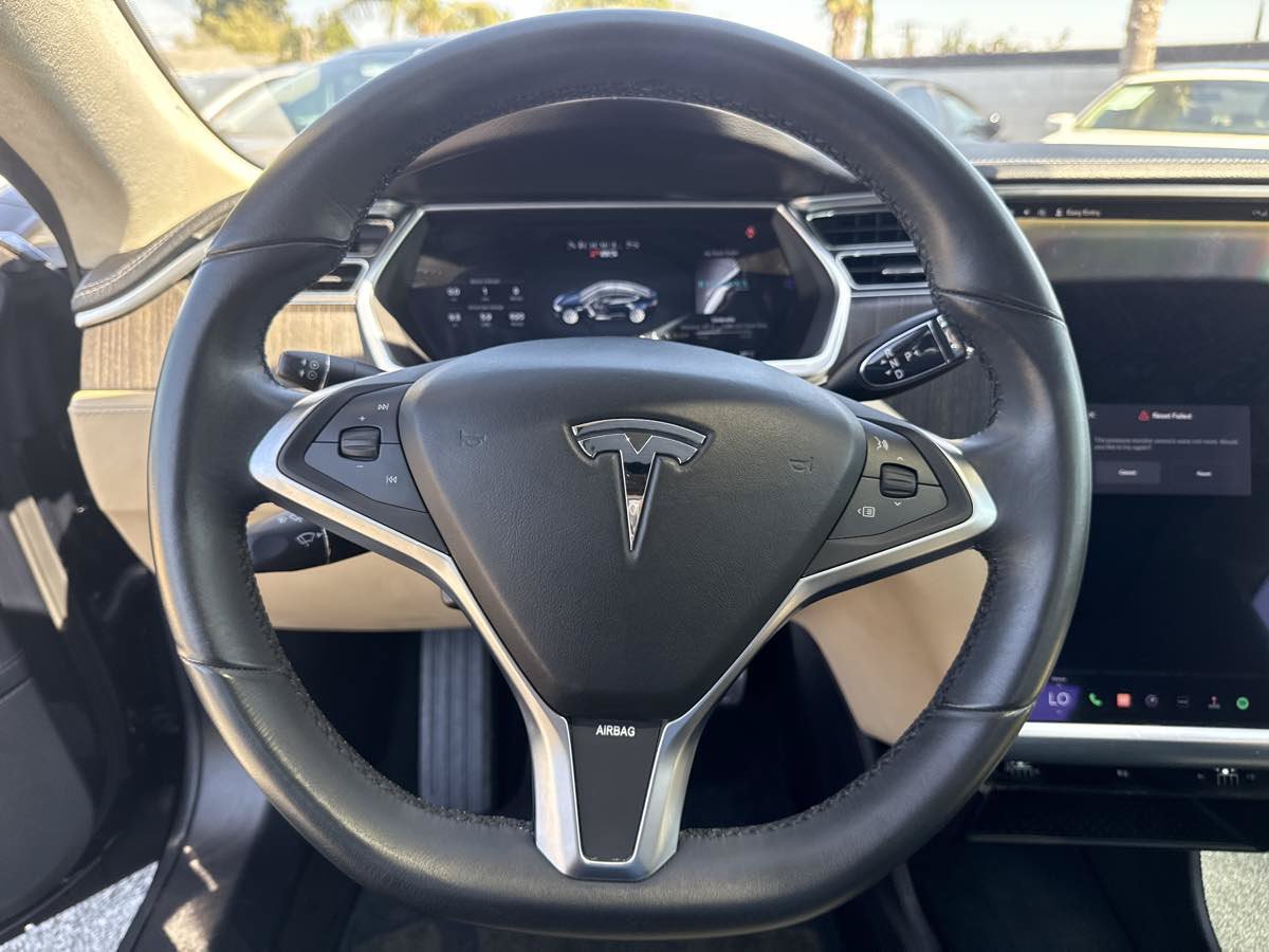 Used 2012 Tesla Model S Performance RWD image 36