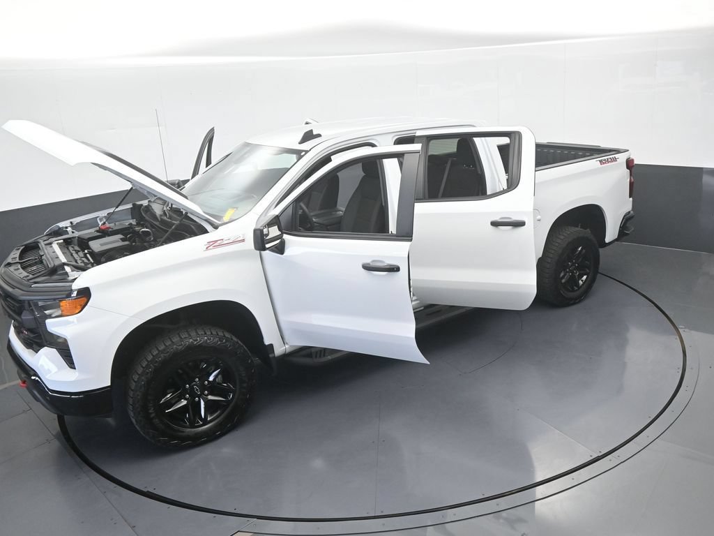 Used 2024 Chevrolet Silverado 1500 Custom Trail Boss AWD/4WD image 69
