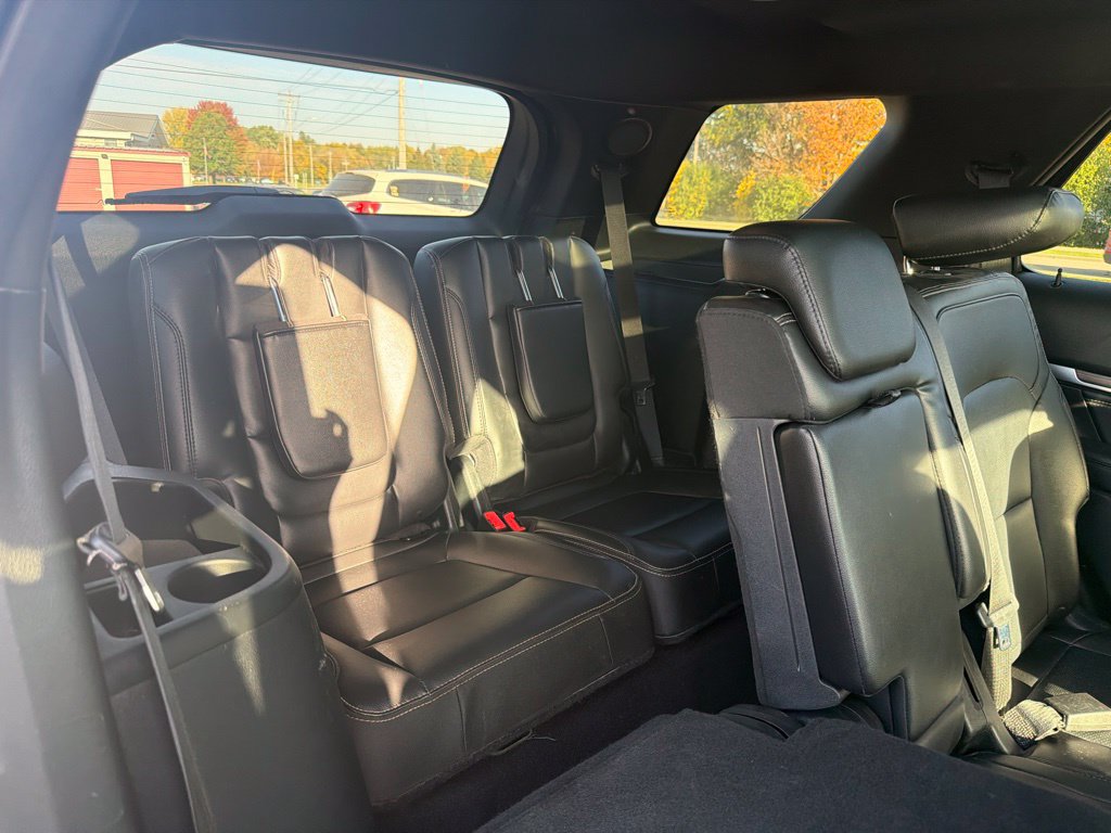 Used 2019 Ford Explorer Limited w/ Class III Trailer Tow Package AWD/4WD image 13