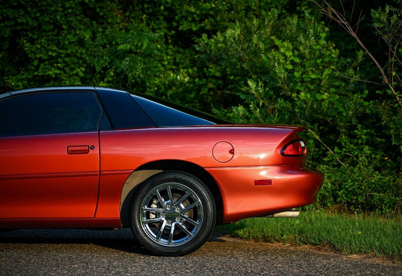 Used 2001 Chevrolet Camaro Z28 w/ Preferred Equipment Group 2 RWD image 7