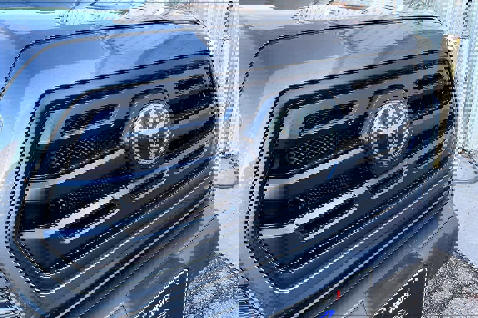 Used 2019 Toyota Tacoma SR w/ SR Convenience Package image 30