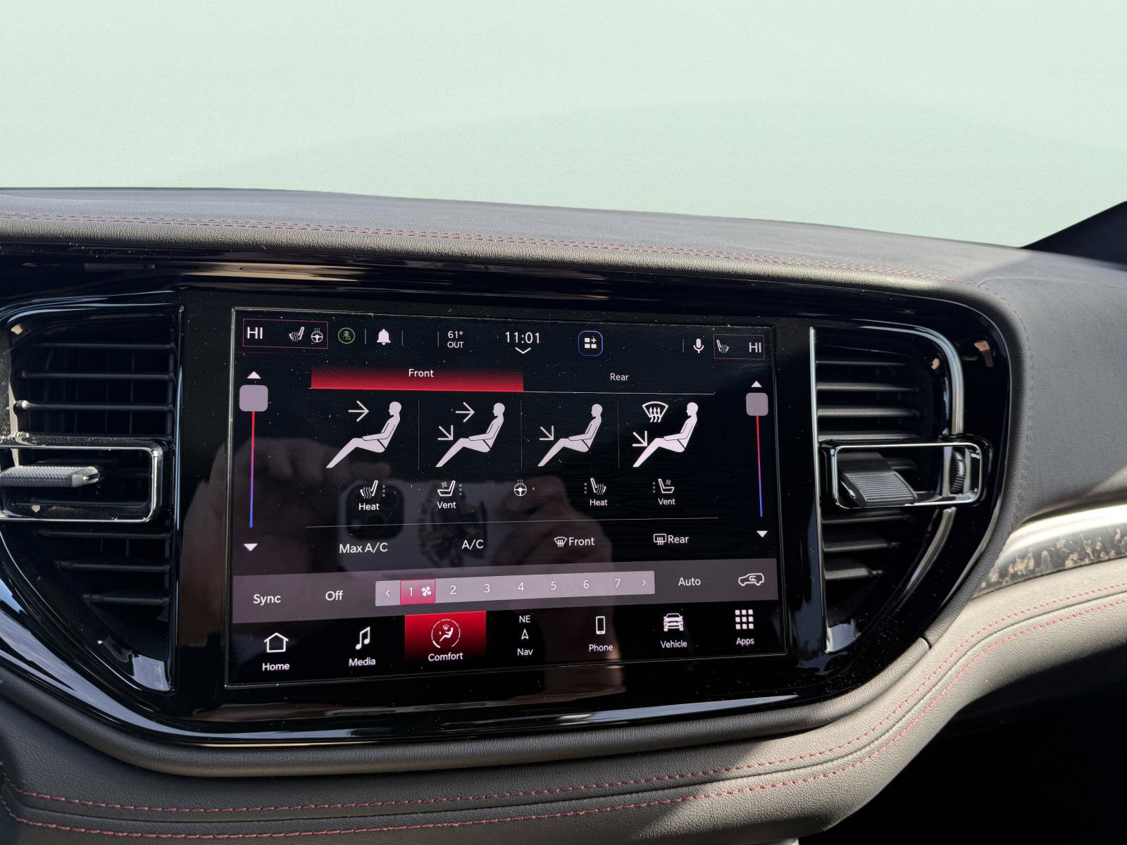 Used 2022 Dodge Durango R/T w/ Tow 'N Go Package image 25