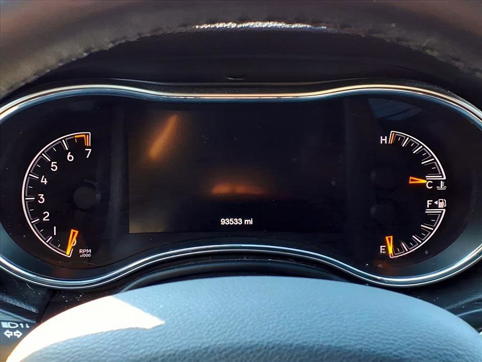 Used 2019 Jeep Grand Cherokee Limited image 24