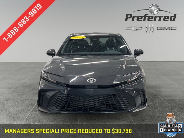 Used 2025 Toyota Camry SE AWD/4WD image 12