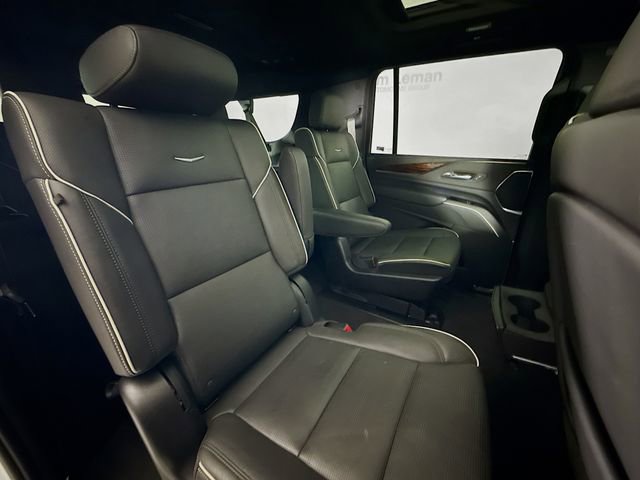 Used 2022 Cadillac Escalade ESV Premium Luxury image 33