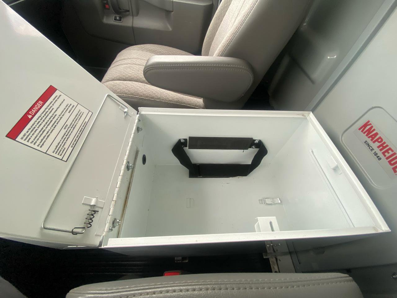 Used 2021 Chevrolet Express 3500 w/ Power Convenience Package image 36