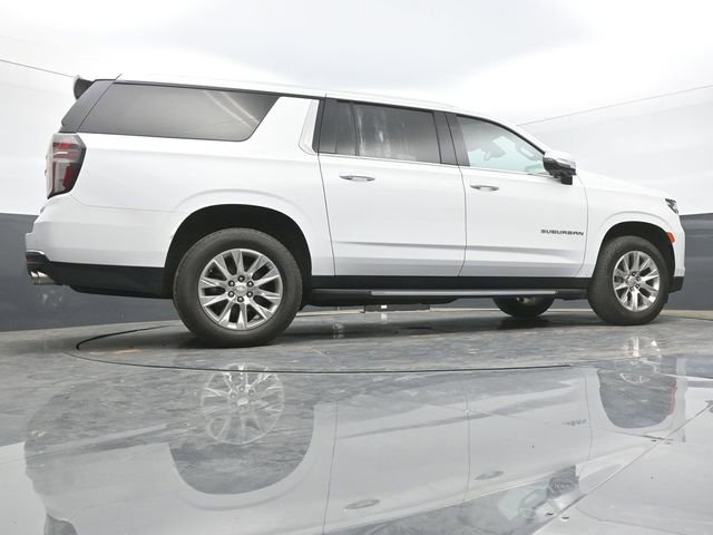 Used 2023 Chevrolet Suburban Premier RWD image 43