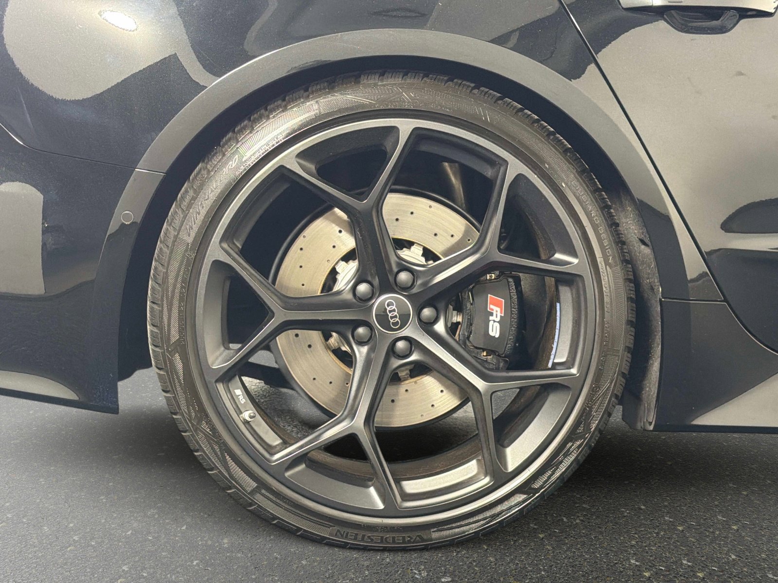 Used 2025 Audi RS 7 Performance AWD/4WD image 20