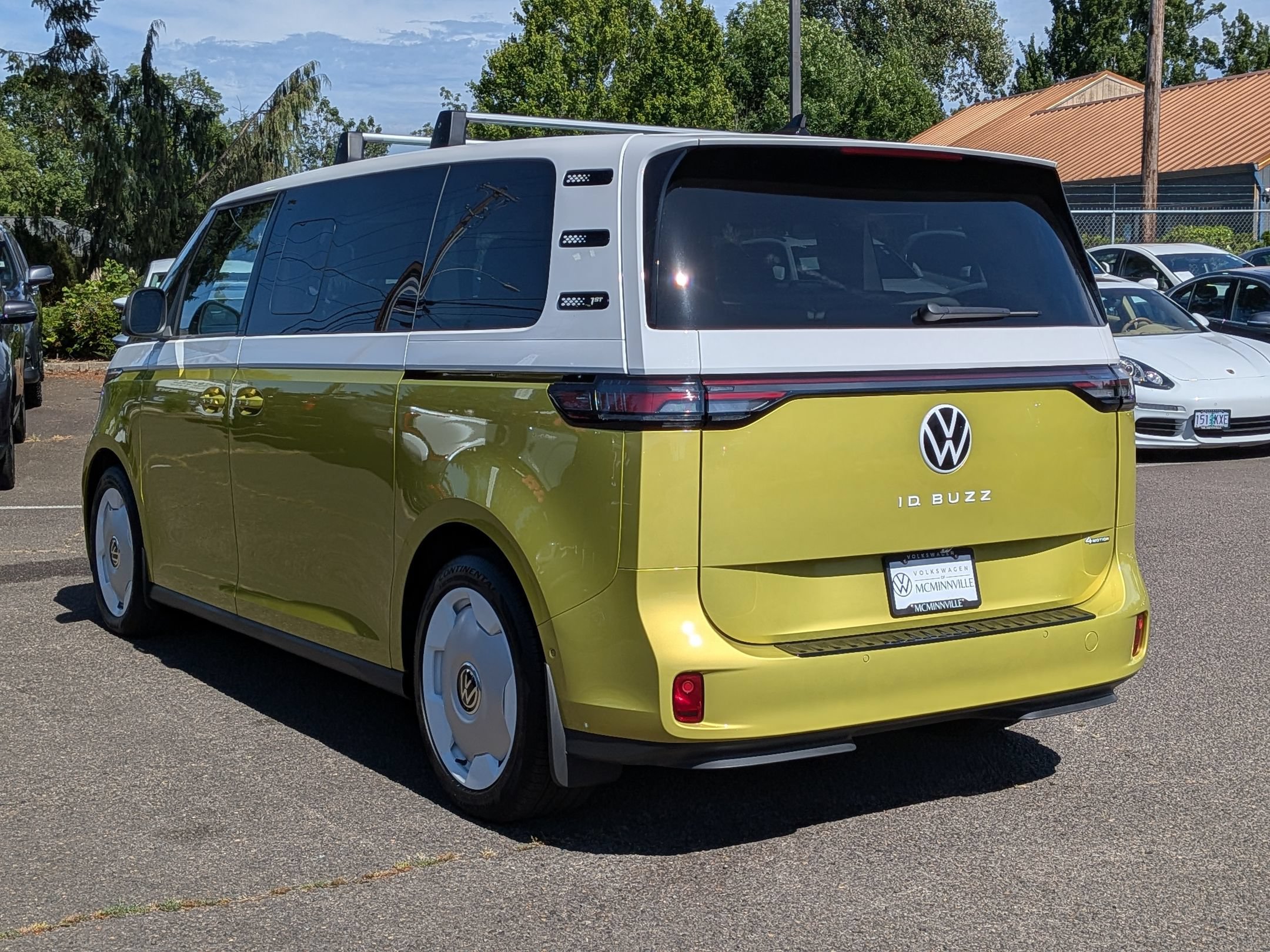 New 2025 Volkswagen ID. Buzz 1st Edition AWD/4WD image 3