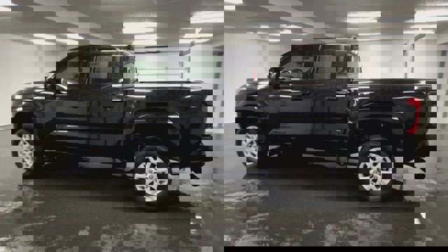 Used 2025 Toyota Tacoma SR5 image 6