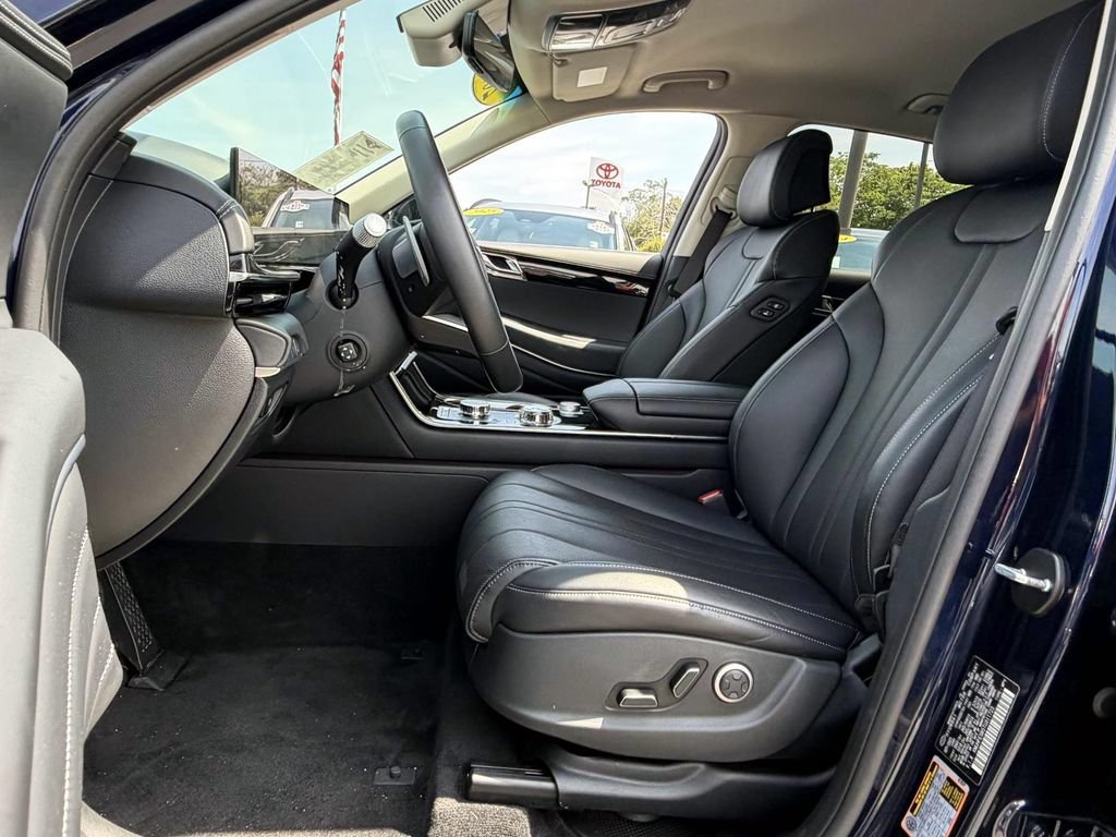 Certified 2026 Genesis GV80 2.5T AWD/4WD image 9