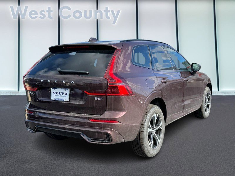 New 2026 Volvo XC60 B5 Core w/ Climate Package image 3