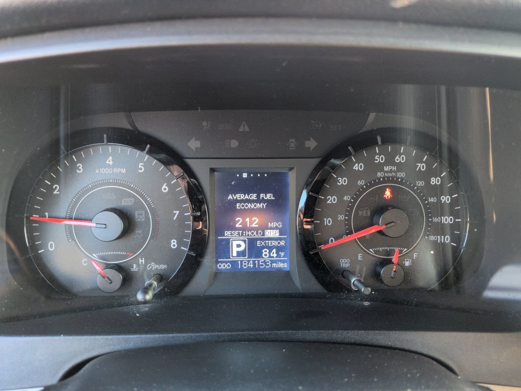 Used 2015 Toyota Sienna LE FWD image 16