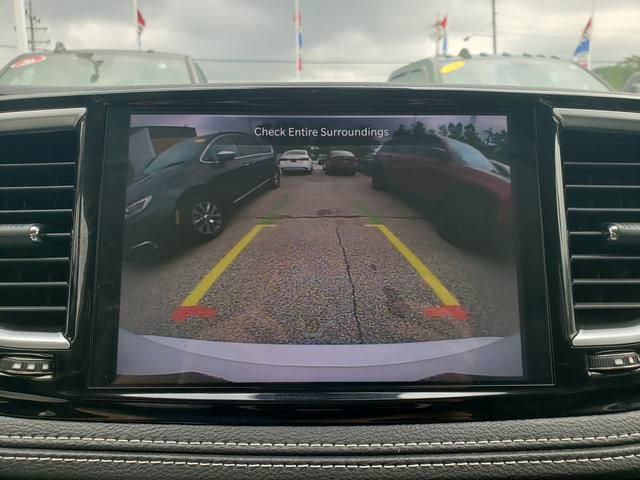 Used 2024 Chrysler Pacifica Limited FWD image 24