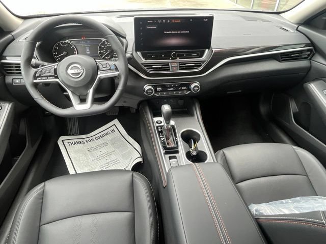 New 2026 Nissan Altima 2.5 SR w/ SR Premium Package FWD image 12