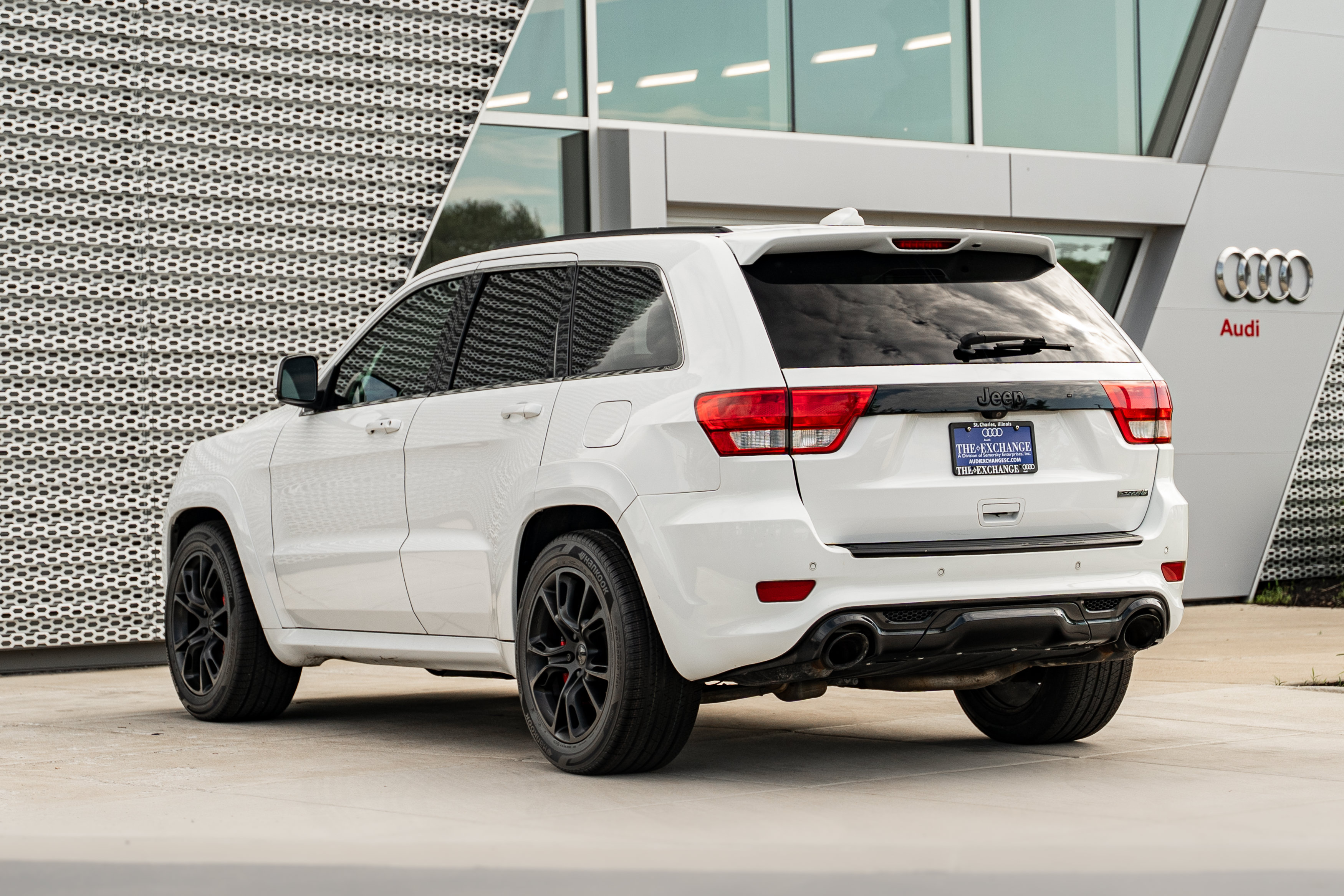 Used 2013 Jeep Grand Cherokee SRT8 AWD/4WD image 4