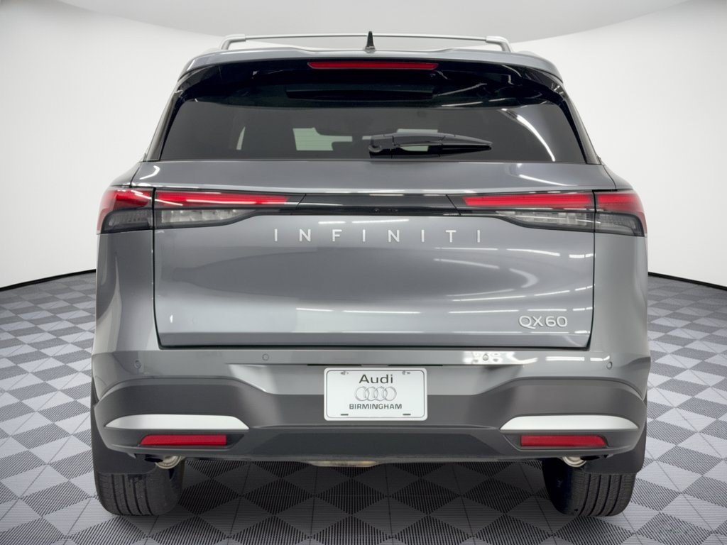 Used 2026 INFINITI QX60 Luxe w/ Family Package FWD image 11