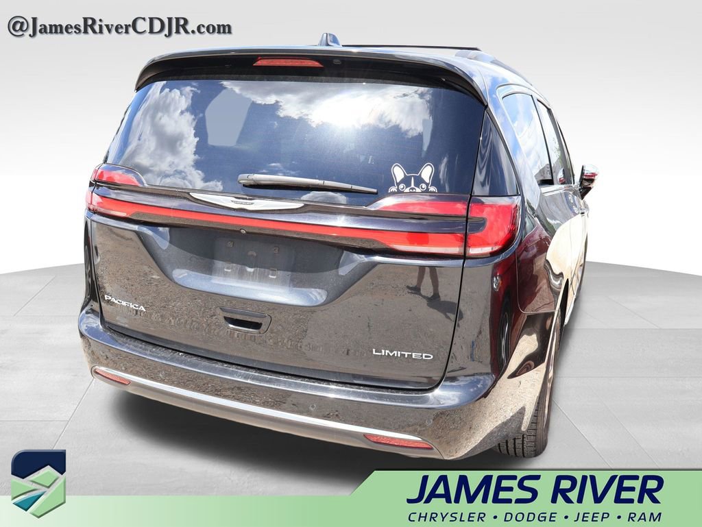 Used 2022 Chrysler Pacifica Limited FWD image 13