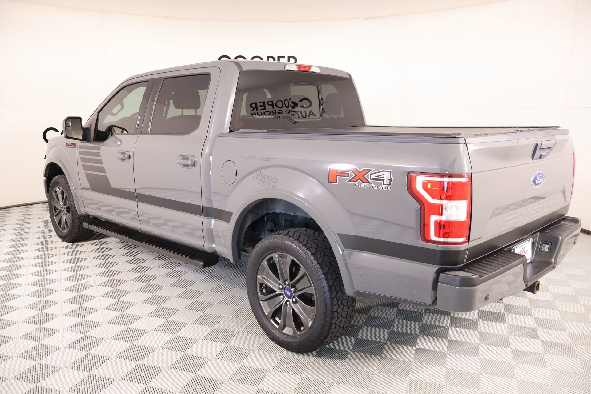 Used 2018 Ford F150 XLT w/ Equipment Group 302A Luxury AWD/4WD image 24