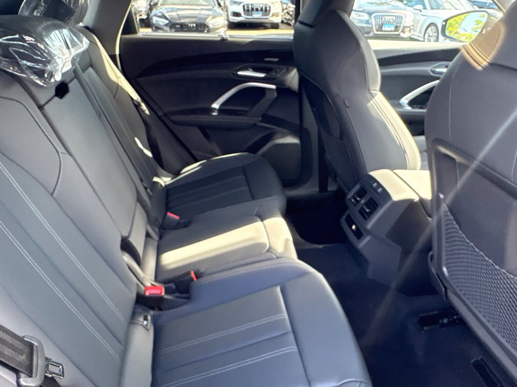 New 2026 Audi Q5 Premium Plus AWD/4WD image 18