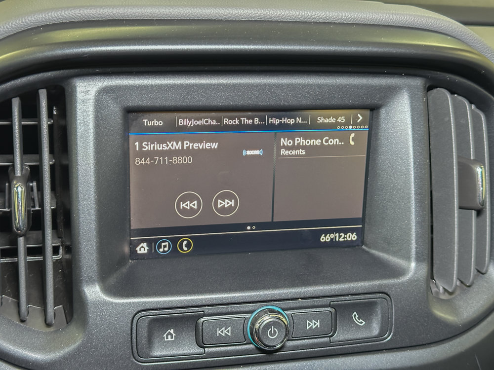 Used 2022 Chevrolet Colorado W/T AWD/4WD image 31