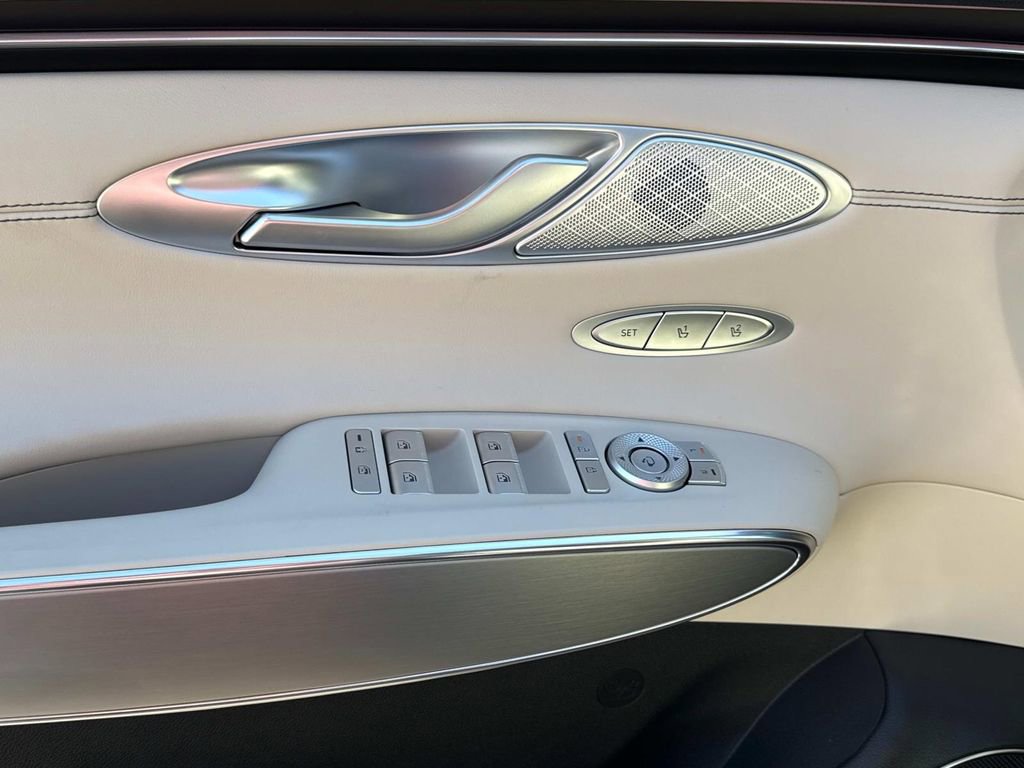 New 2026 Genesis GV70 2.5T Select AWD/4WD image 24